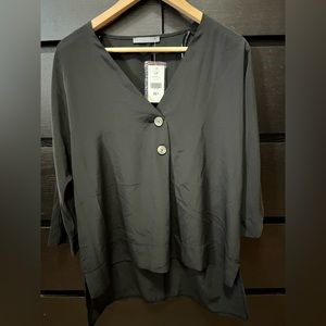 Button-Detailed High/Low Blouse